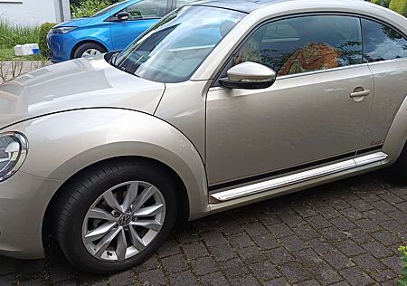 VW Beetle Volkswagen The 1.2 TSI DSG CUP
