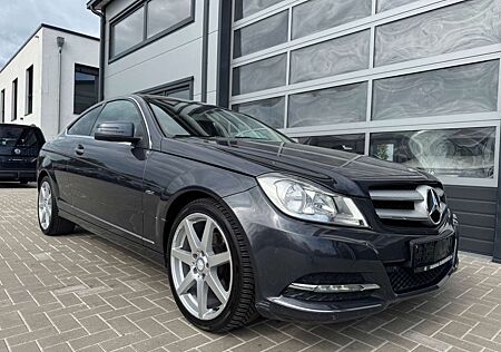 Mercedes-Benz C 180 Coupe Autom. PANORAMA LEDER NAVI