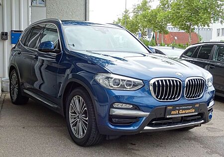 BMW X3 xDrive20i Aut Luxury Line 19" Navi Leder LED