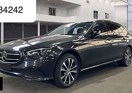 Mercedes-Benz E 300 de 4M Multib Widescr Distr+Pano360 SiKlima