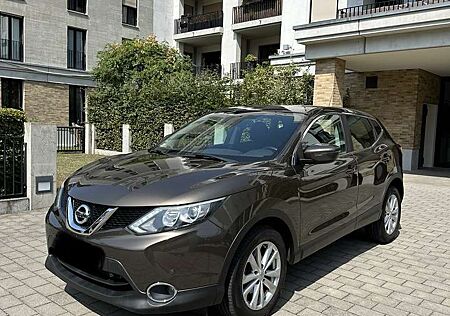 Nissan Qashqai 1.2 DIG-T ACENTA