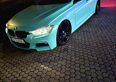 BMW 320d 320 Touring Sport-Aut. Blue Performance Sport Lin