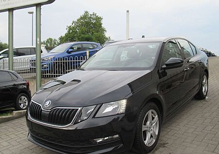 Skoda Octavia Ambition- Navi-SHZ-DAB-PDC-Scheckheft-Insp.Neu