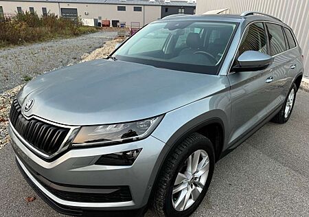 Skoda Kodiaq Style 4x4 *AHK*KAMERA*PANORAMA*COLUMBUS*TOP*