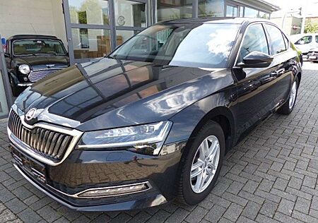 Skoda Superb Style 2.0 TDi DSG Aut.EU6d*PANO*LEDER*NAVI*LED*AHK