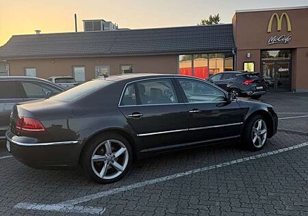 Volkswagen Phaeton 3.0 V6 TDI DPF 4MOTION Automatik (5 Sitzer)