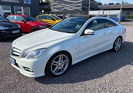 Mercedes-Benz E 220 CDI Coupe *AMG Sport Paket+Panorama*
