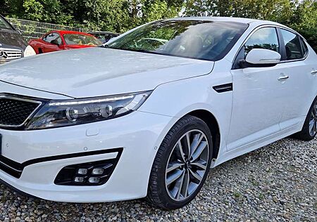 Kia Optima 1,7CRDI Spirit *Leder*Xenon*Navi*Kamera*Aut.