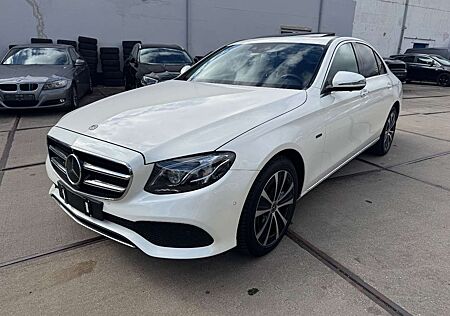 Mercedes-Benz E 300 de Lim. Burmester, Multibeam.Kamera 360