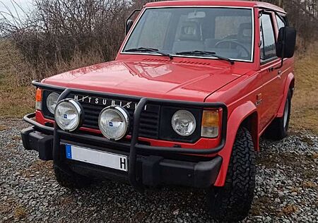 Mitsubishi Pajero L040 2,5 TD