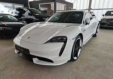 Porsche Taycan Turbo 21"/Inno/HAL/Chrono/Matrix/Pano