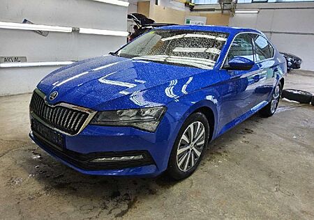 Skoda Superb Lim. Ambition*NAVI*VIRT*8 FACH*ACC*LANE*
