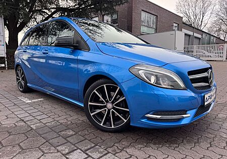 Mercedes-Benz B 200 SPORTPAKET NAVI XENON SITZHZG. AHK 18" PDC