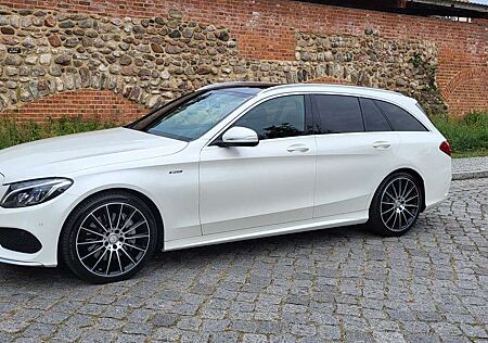 Mercedes-Benz C 400 4Matic T 7G-TRONIC AMG Line