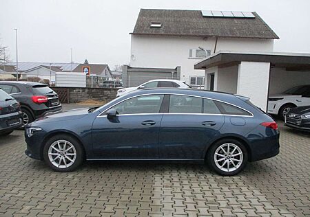 Mercedes-Benz CLA 200 d Shooting NAVI SITZH PDC TEMPOM LED