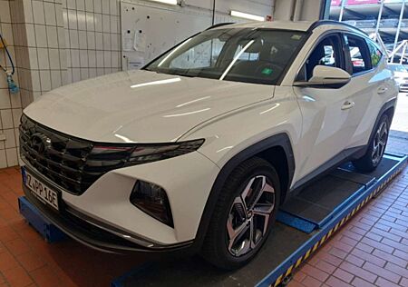 Hyundai Tucson 1.6 T-GDI Plug-In Hybrid 4WD Autom.