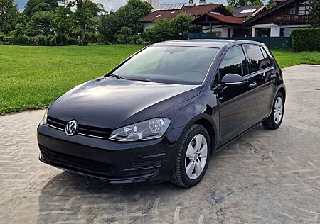 VW Golf Volkswagen 1.6 TDI BlueMotion TechnologyComfortline