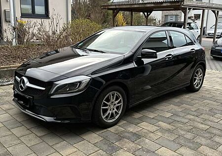 Mercedes-Benz A 180 Urban (Mod. 2016)