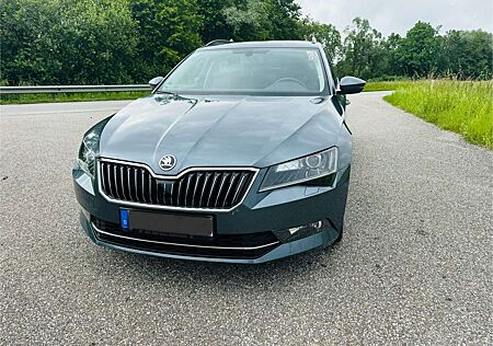 Skoda Superb III Combi Diesel 2.0 TDI Ambition 190 PS