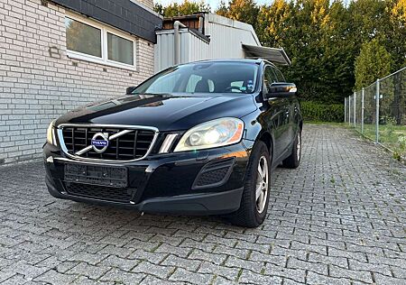 Volvo XC 60 XC60 Summum AWD/ 1 Hand/ Scheckheftgepflegt
