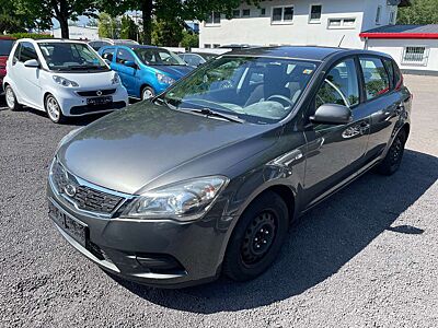 Kia Ceed / cee'd Attract
