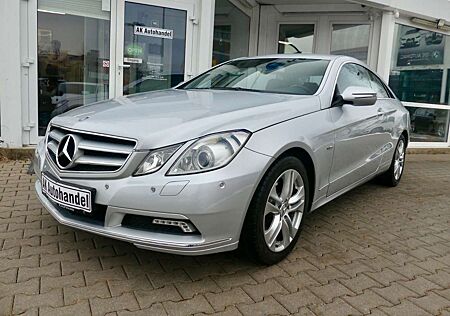 Mercedes-Benz E 350 Coupe Elegance CGI BlueEfficiency Navi