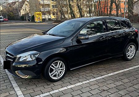 Mercedes-Benz A 180 BlueEFFICIENCY Style