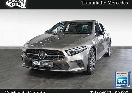 Mercedes-Benz A 220 Urban-Progressive + Night Paket *AHK* RFK