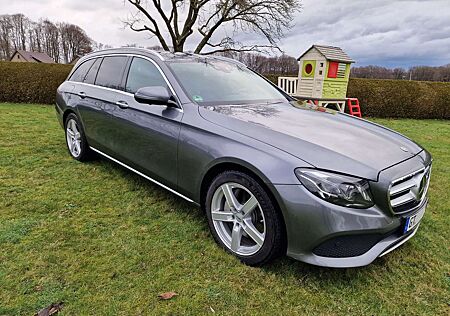 Mercedes-Benz E 350 d T 9G-TRONIC Exclusive