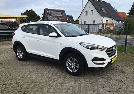 Hyundai Tucson blue Classic 2WD