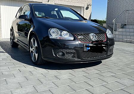 VW Golf GTI Volkswagen 2.0