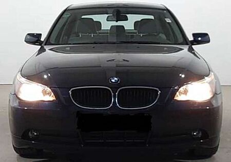 BMW 523i 523