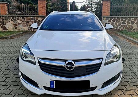 Opel Insignia 2.0 Bi Turbo CDTI 4x4 Sports Tourer Aut. Sport