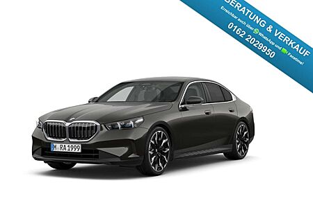 BMW 520 I Sportpaket AHK-klappbar AHK Navi Digitales Cockp