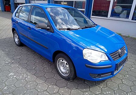 VW Polo Volkswagen IV 1,4 Trendline/5türig/HU neu