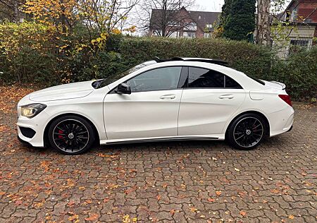 Mercedes-Benz CLA 220 CDI / d AMG Paket ACC Panorama Kamera