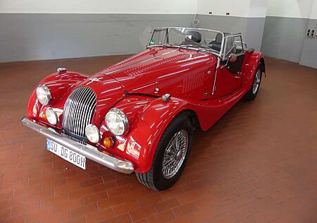 Morgan Plus 8