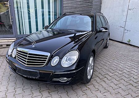 Mercedes-Benz E 500 T Avantgarde Comand Leder Memory SHD