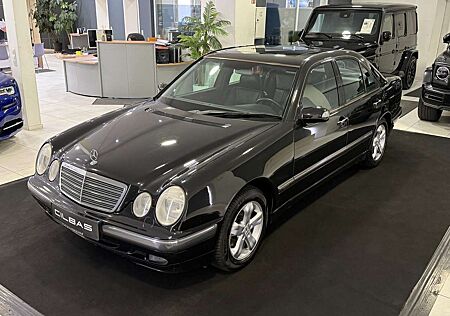 Mercedes-Benz E 280 V6 4Matic*SPORTLINE*LEDER*XENON*KLIMA*GSD*