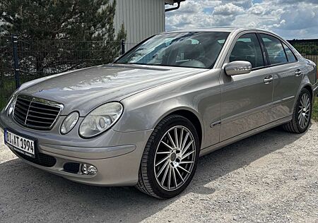 Mercedes-Benz E 200 E-Klasse Kompressor Automatik Classic
