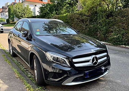 Mercedes-Benz GLA 200 Urban
