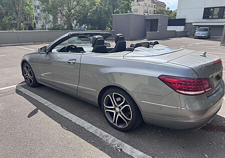 Mercedes-Benz E 250 (207.436) CGI Cabrio Facelift