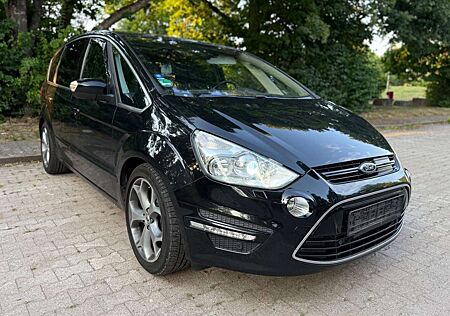 Ford S-Max 2.2 TDCI TITA*PANO*AHK*STANDHZG*XNN*LED*VO