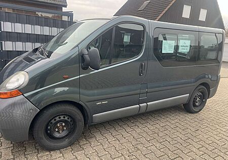 Renault Trafic 25
