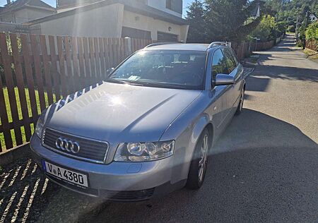 Audi A4 Avant 2.5 TDI quattro