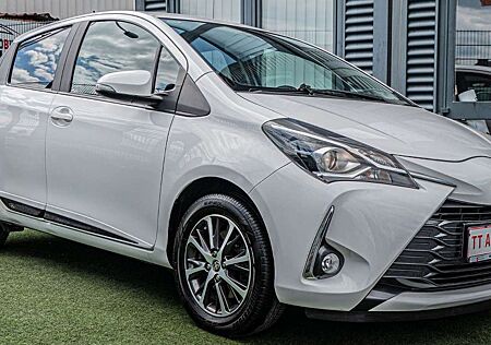 Toyota Yaris Y20 Club 1.5 |SHZ|KLIMAAUTOM.|KAMERA|