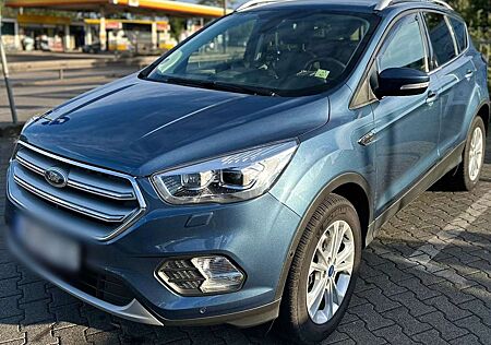 Ford Kuga 1.5 EcoBoost 4x4 Aut. Cool & Connect