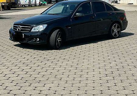 Mercedes-Benz C 200 CDI DPF (BlueEFFICIENCY) 7G-TRONIC Facelift