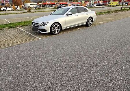 Mercedes-Benz E 200 Avantgarde