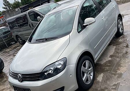 VW Golf Volkswagen Plus VI Team